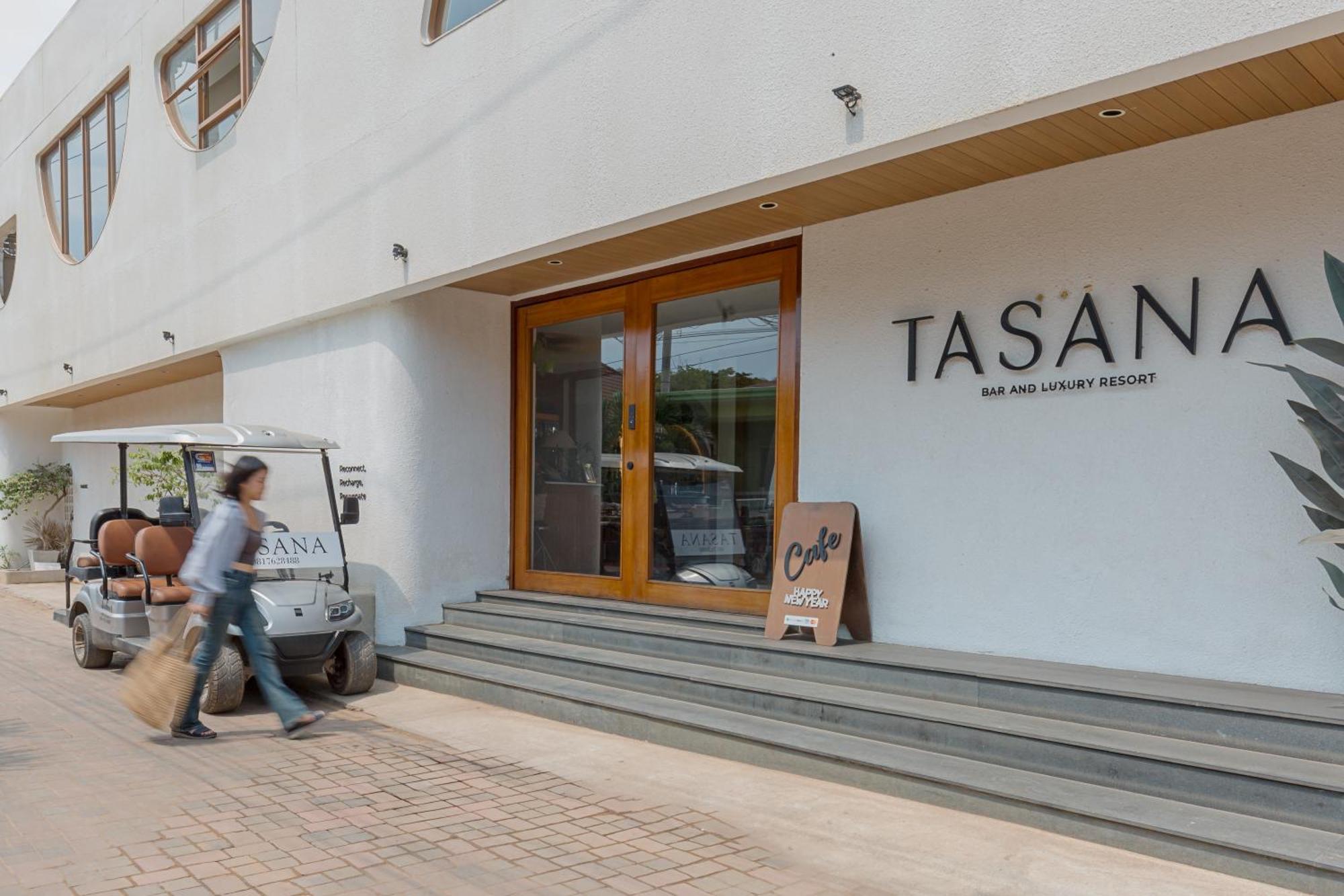 Tasana Bar And Luxury Resort Ко-Лан Екстер'єр фото